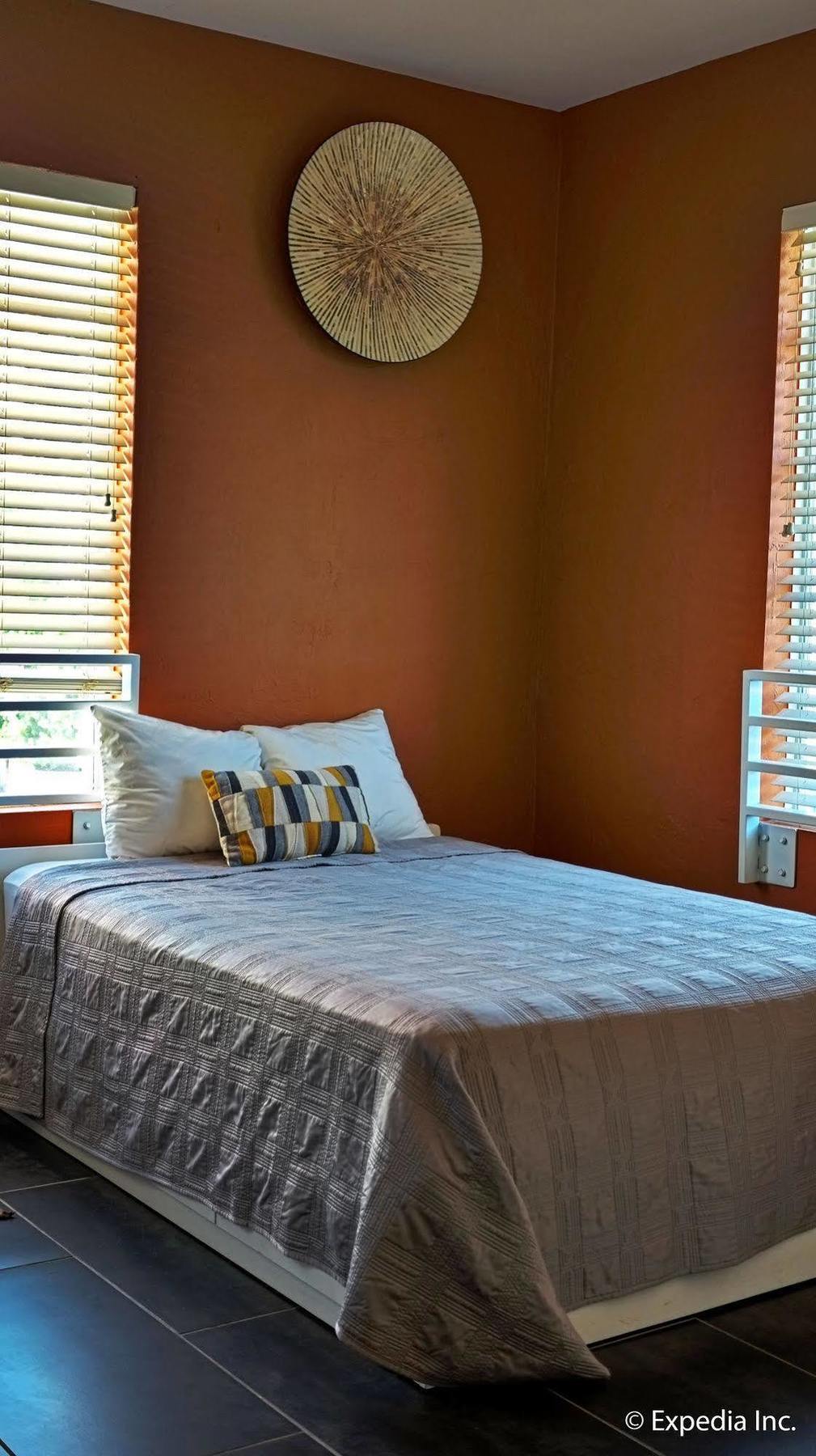 Hostal Beds N' Drinks